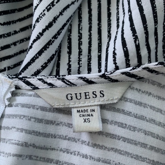 Guess - Striped Black and White Sleeveless Top - Size XS - Picture 3 of 4